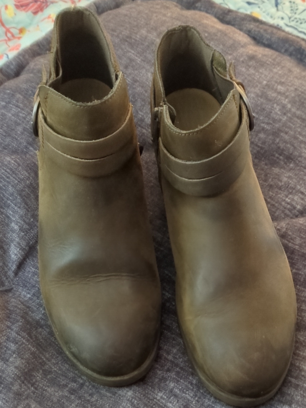 Clark's Women’s Brown Ankle Boots - Stylish Slip-On Booties